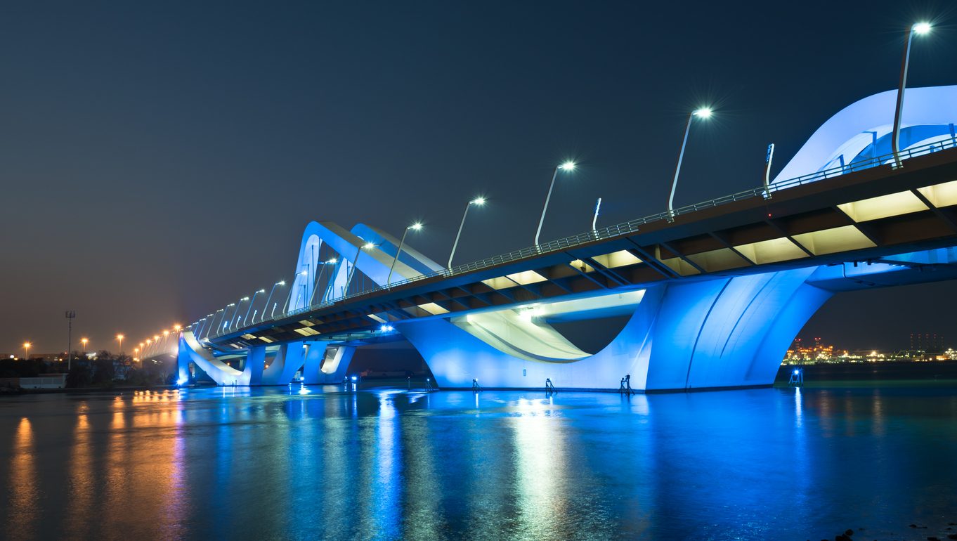 iStock/جسر الشيخ زايد، أبوظبي