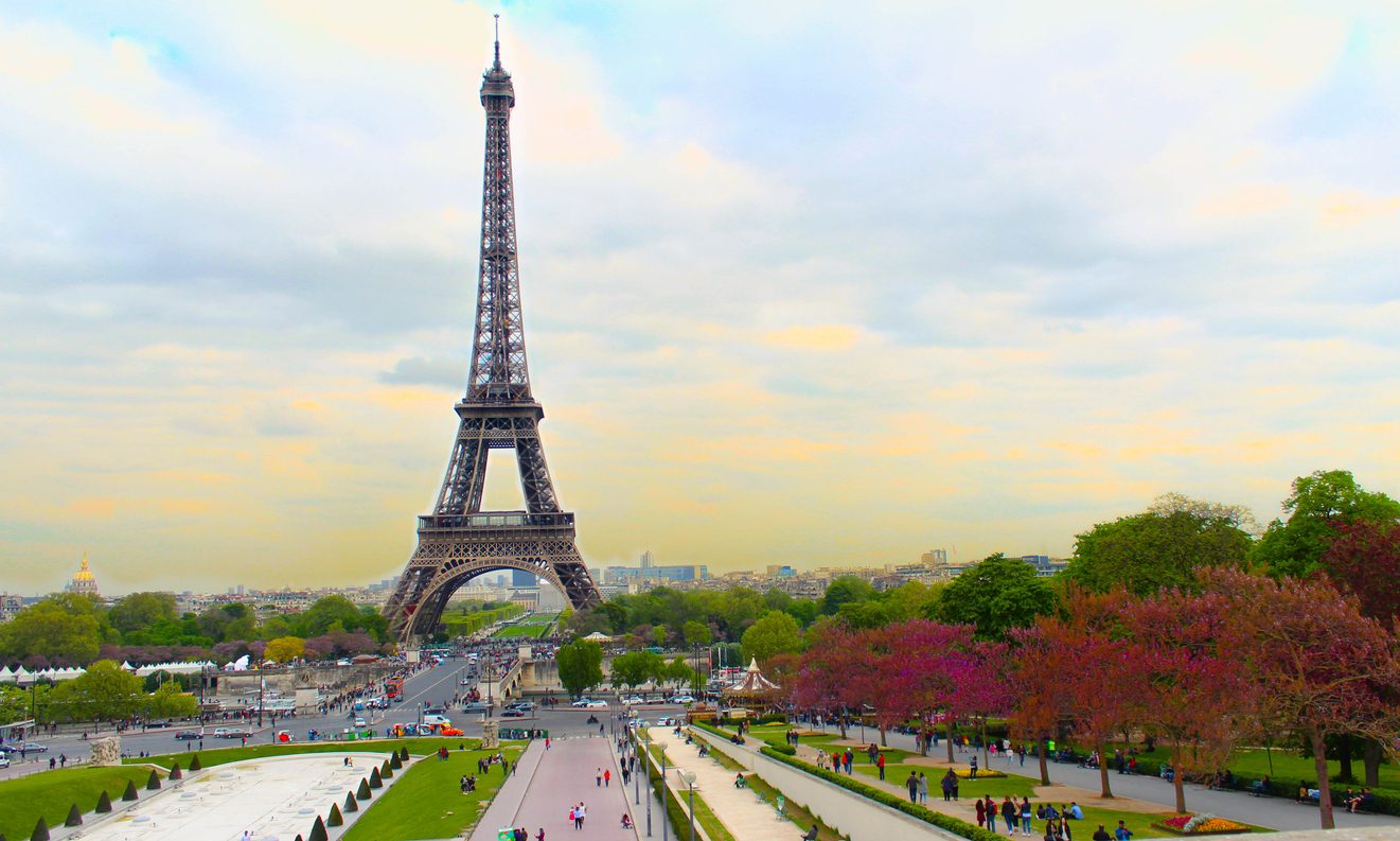 iStock/ برج إيفل