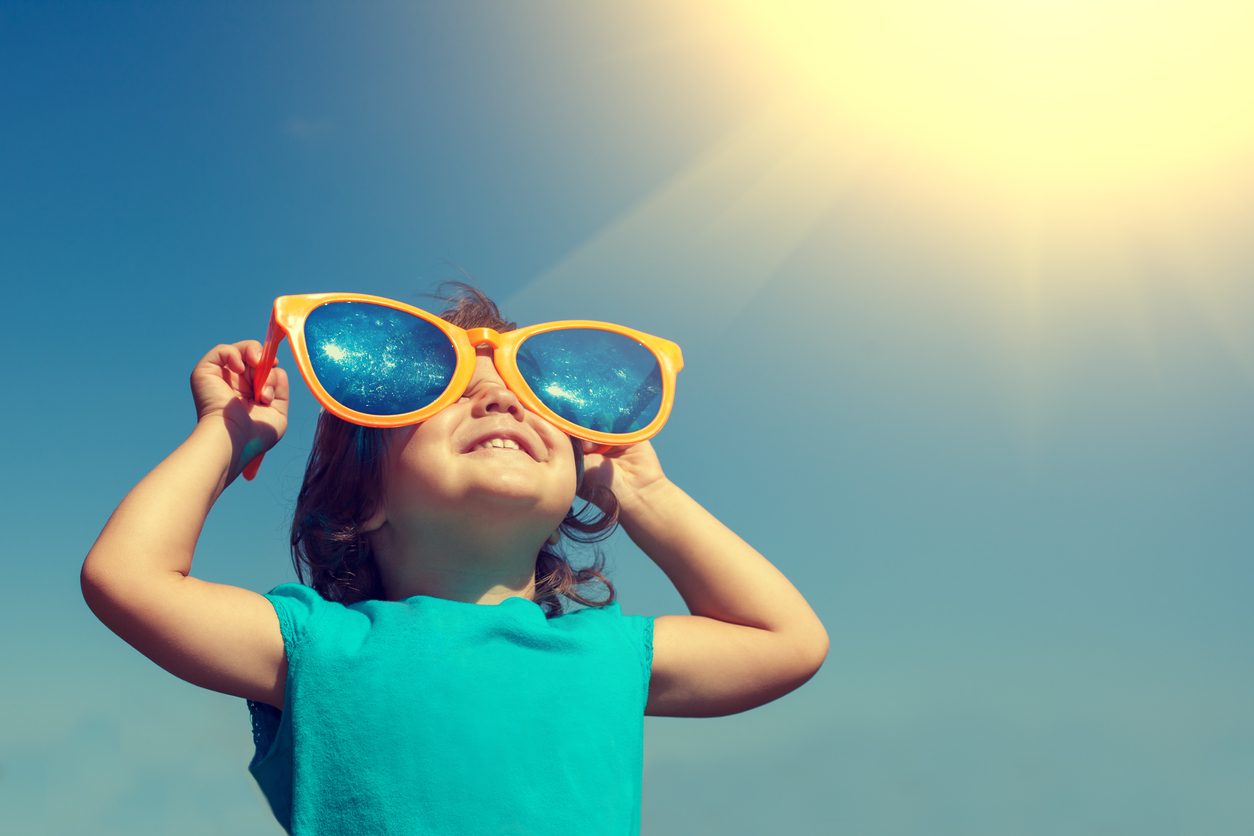 iStock/ النظارات الشمسية للأطفال