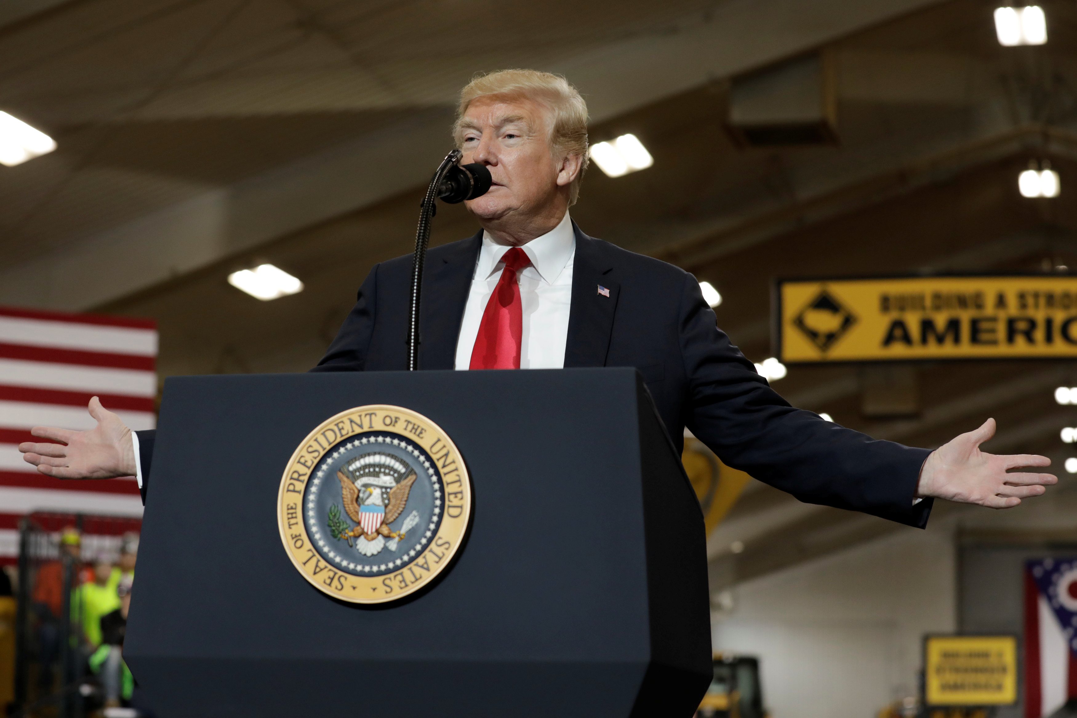 الأكراد يعتمدون على أميركا وإيران تخشى ردَّها إذا توسَّعت أكثر بالمنطقة.. ما تأثيرات قرار ترمب المفاجئ بسحب قواته من سوريا؟