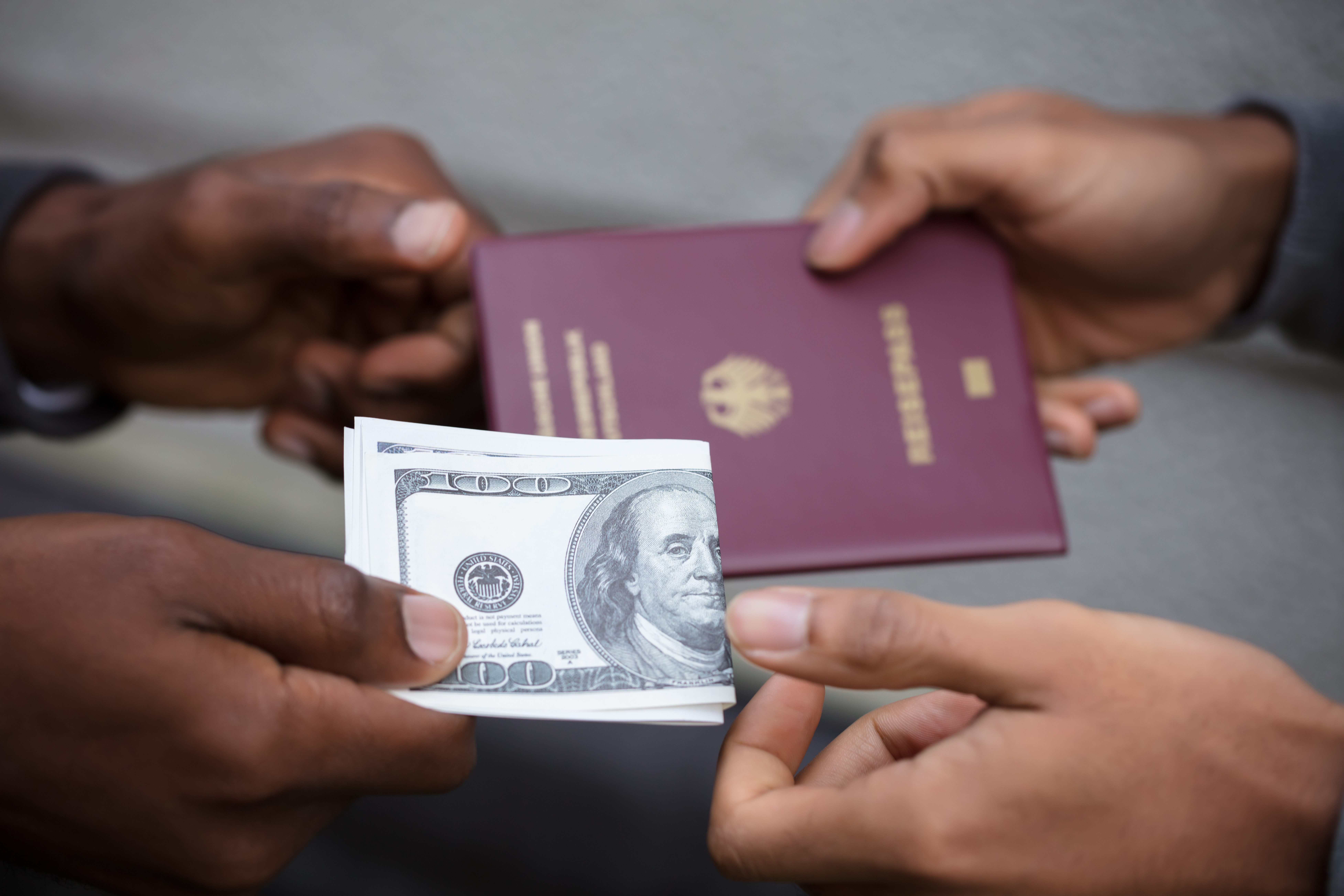 10 جنسيات للبيع.. دول تستغل هوس الأغنياء بالأمن والحرية الشخصية والضرائب المنخفضة