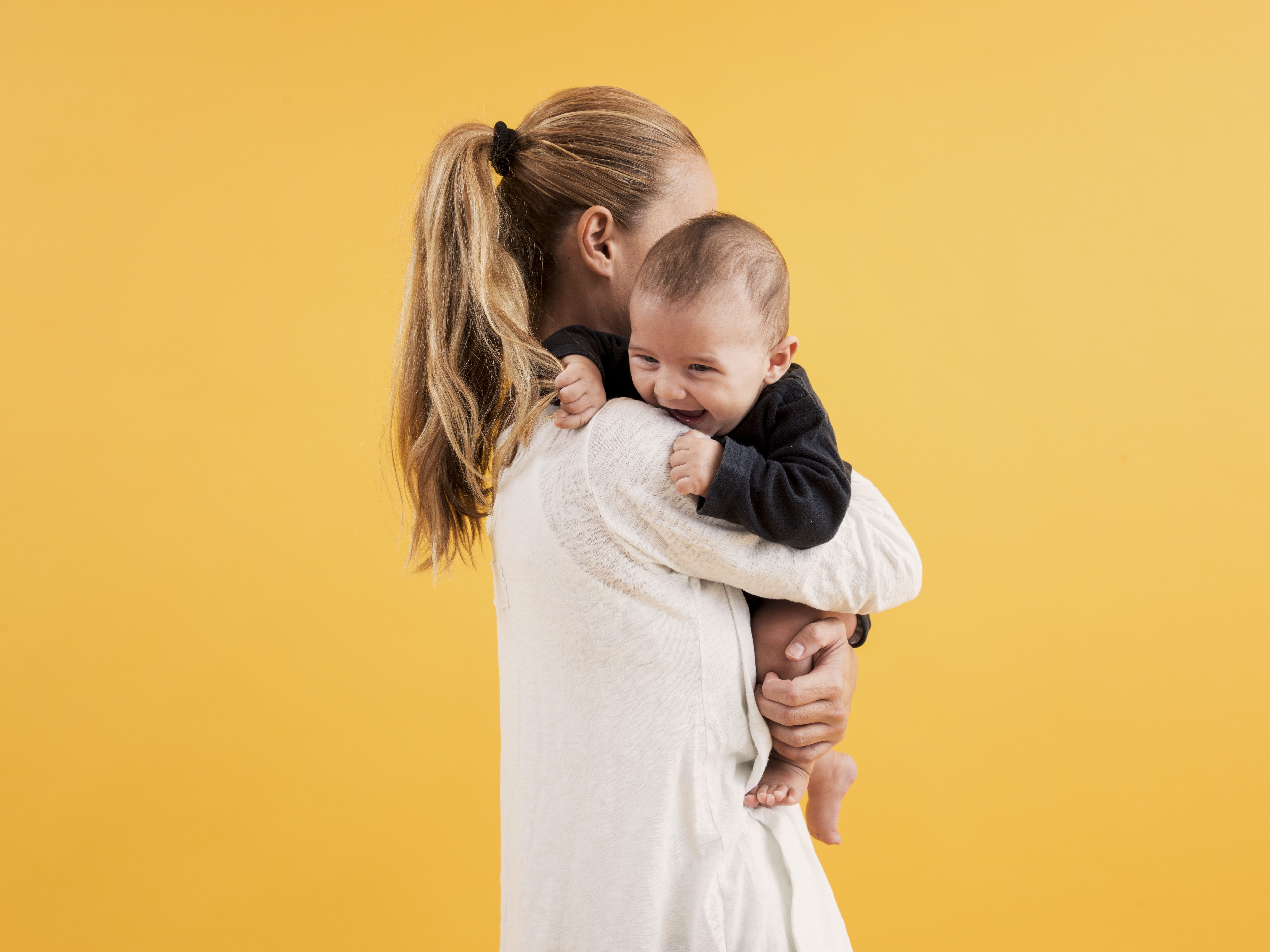 إلى طفلي الذي لم يخلق بعد: أخشى ألا أشبه القطة!