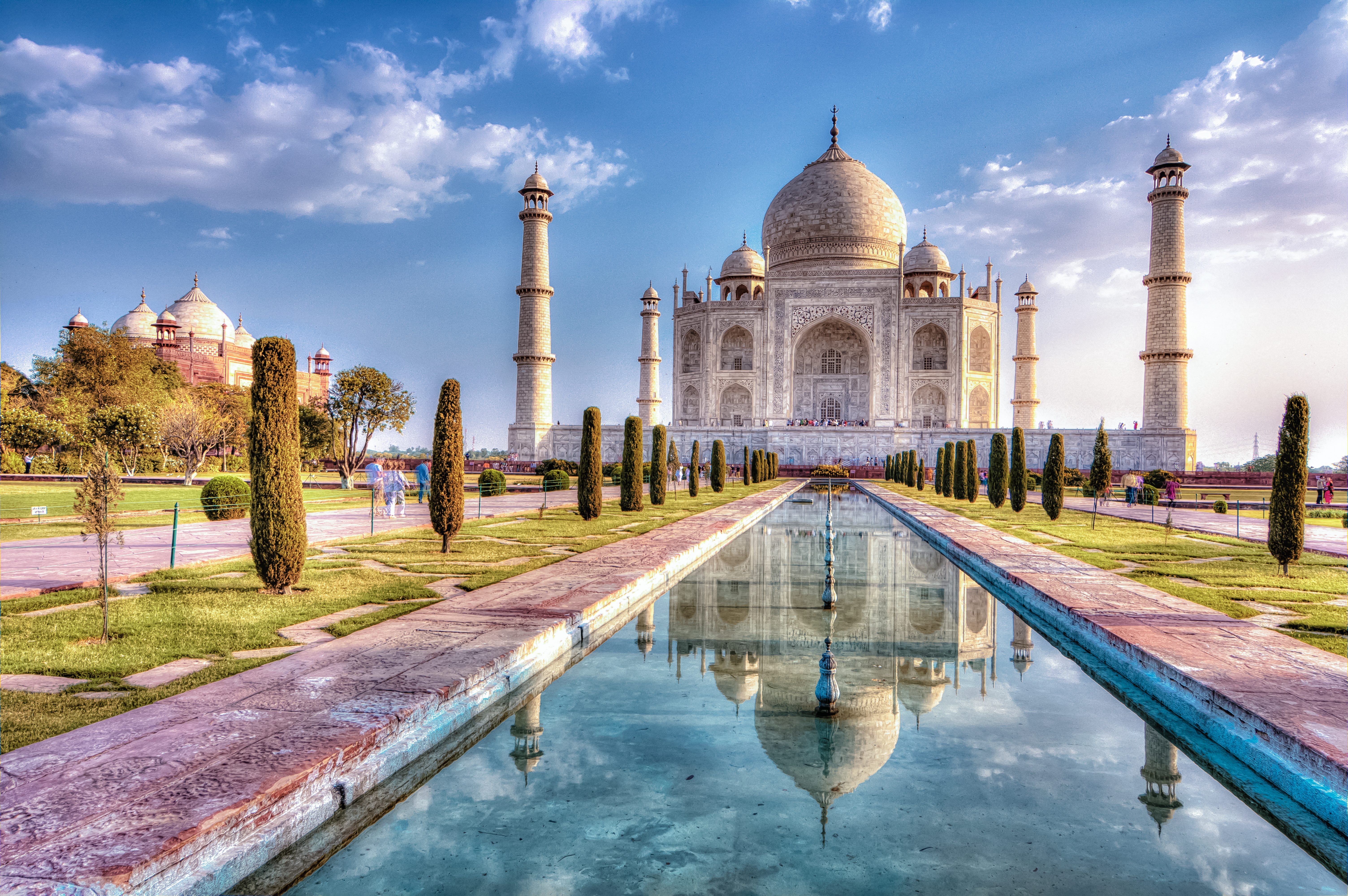 “من الحب ما بنى”.. تحف معمارية خلدت قصص حبٍ أسطورية