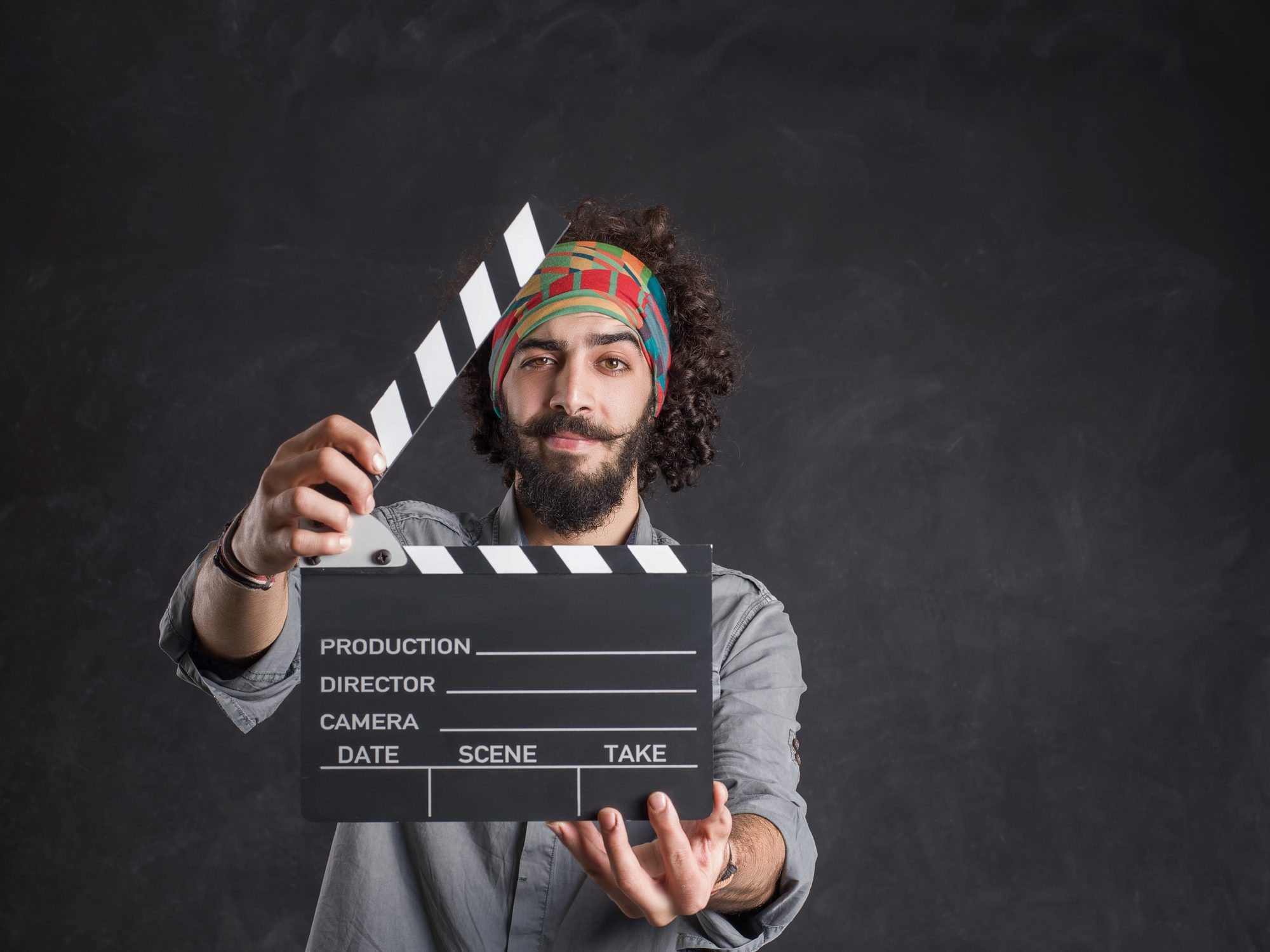 هوليوود في السعودية.. كيف تخطط عاصمة السينما العالمية لتعويض رؤوس الأموال الهاربة؟