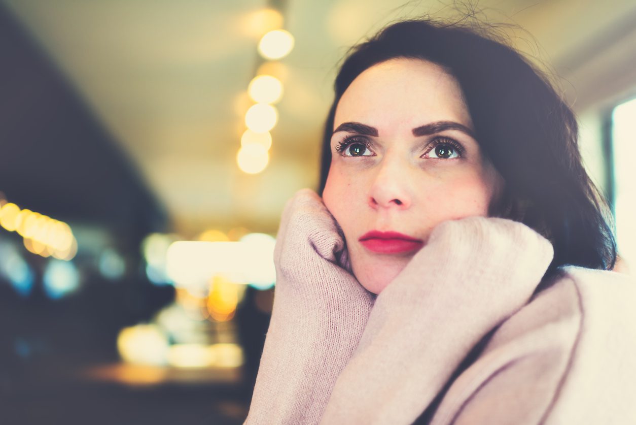 بلغتُ الأربعين من عمري بلا زواج ولا عمل.. ولكن هذا ما يجب أن تتعلمه الفتيات من تجربتي