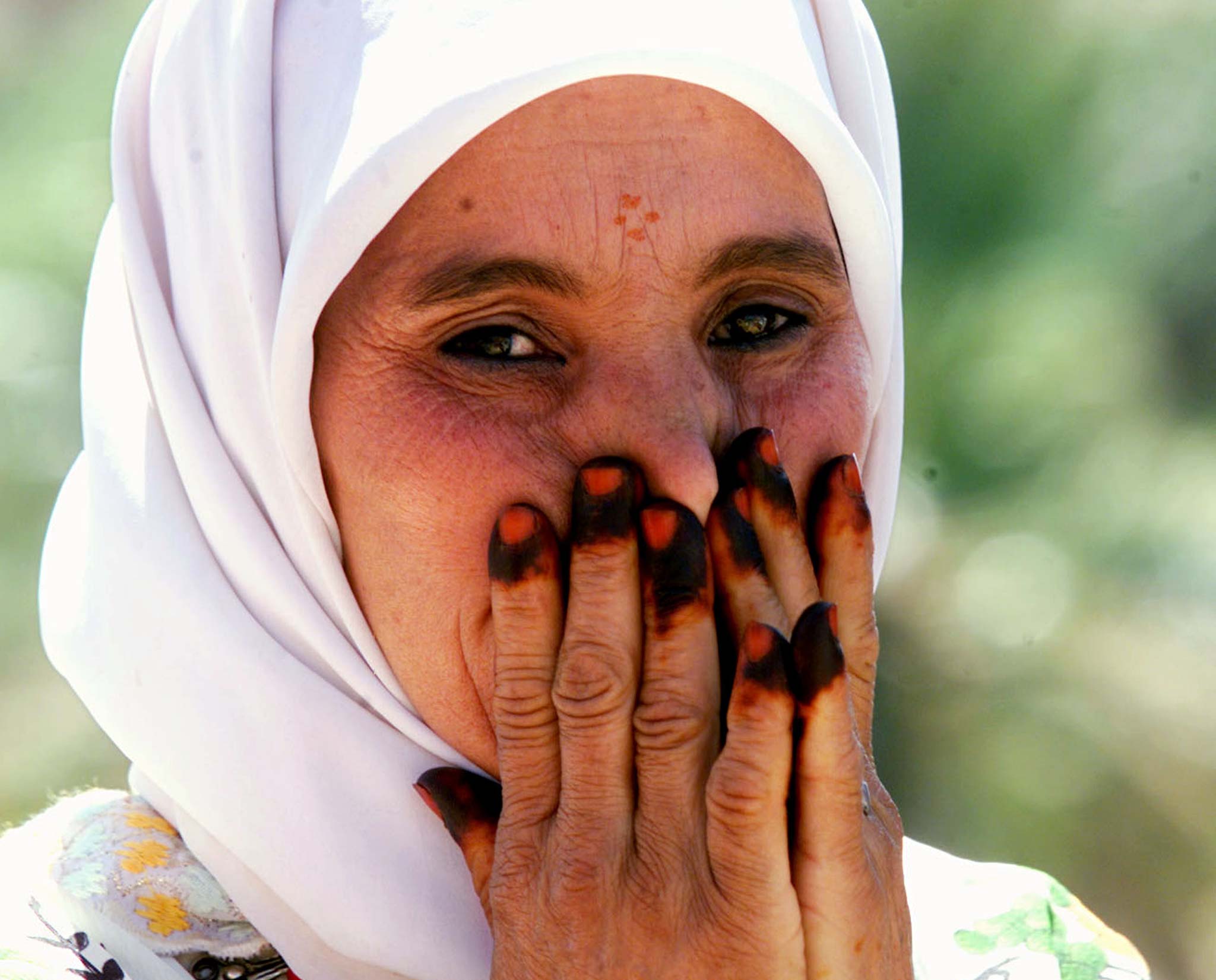 يتركون الصنبور مفتوحاً لأنهم لا يعرفون متى تعود المياه.. سكان الجنوب المغربي مهددون بالعطش