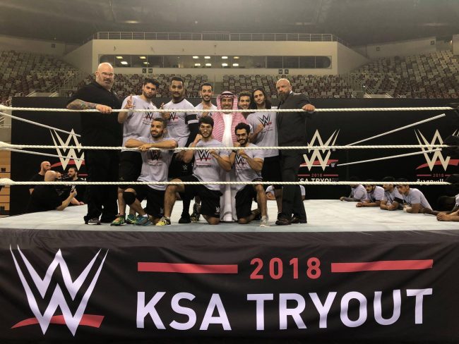 المرشح الأبرز يبلغ 21 عاماً ويعيش في أميركا.. أحد هؤلاء السعوديين سيشارك في WWE