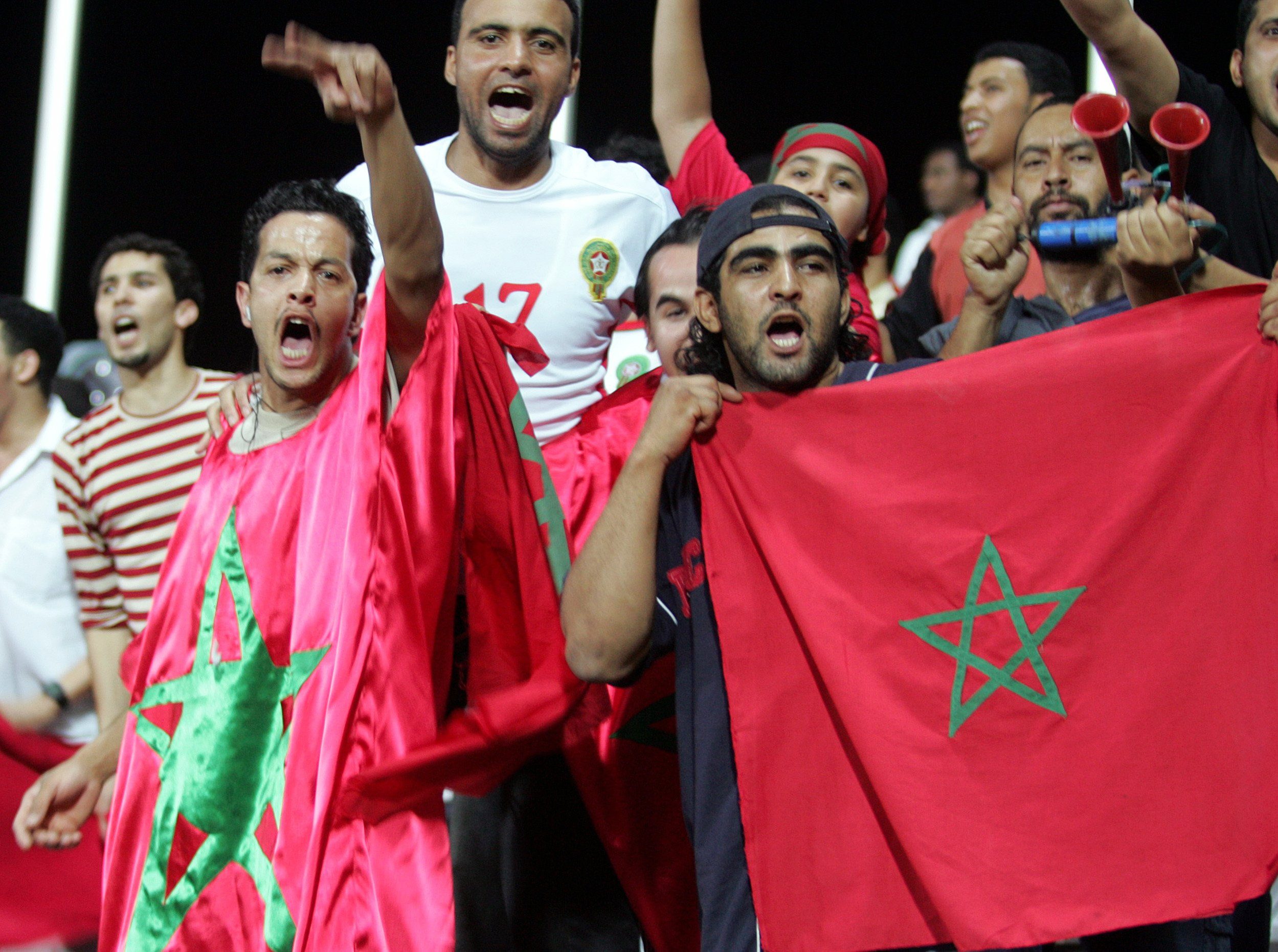 هل تعني استضافة كأس العالم 2026 إهدار 16 مليار دولار؟ الحقيقة: لا.. لكن للمغاربة رأيٌ آخر!
