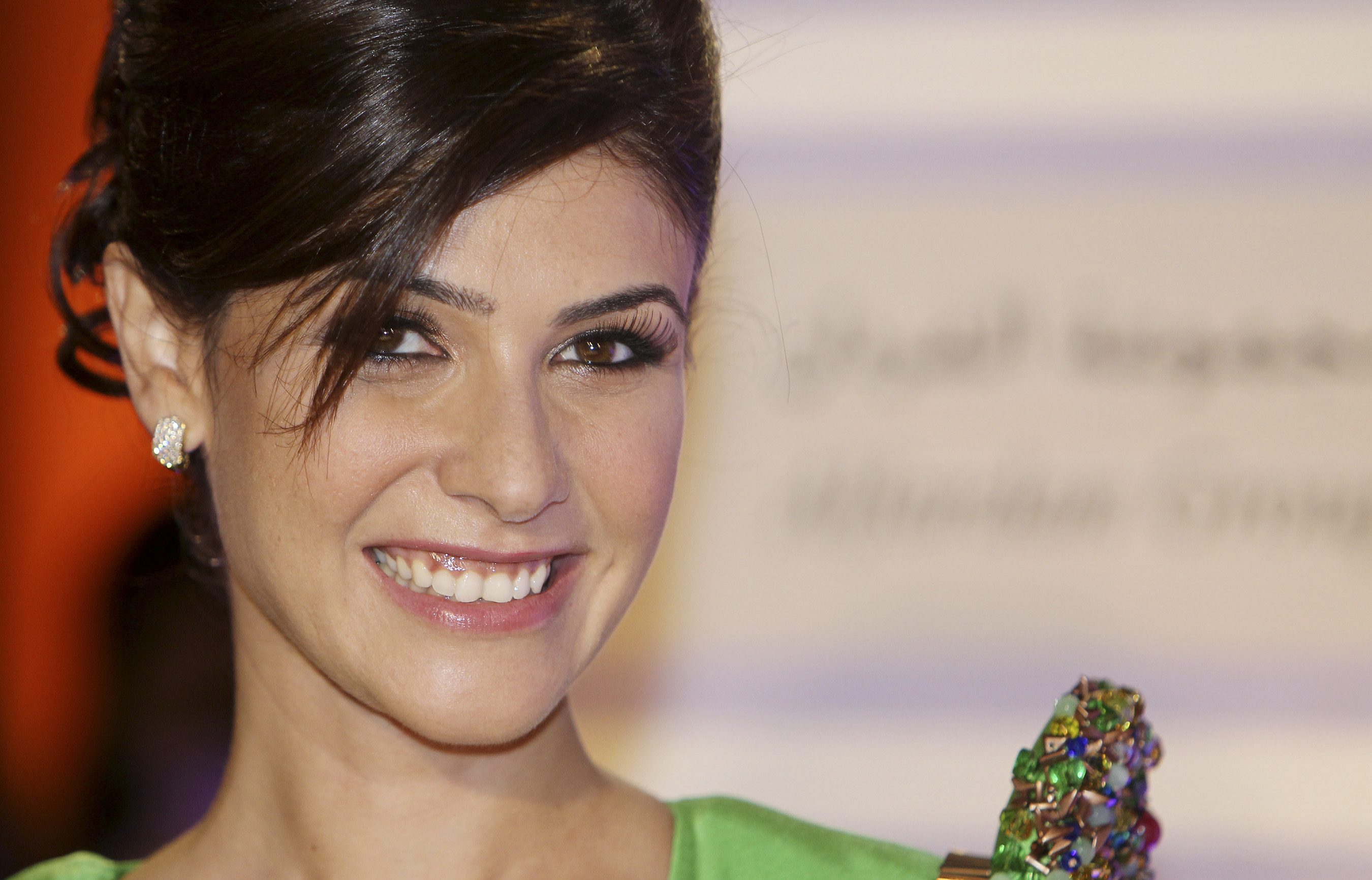 بعد اختفاء عن الساحة بسبب مواقفها السياسية.. الفنانة بسمة تعود للدراما برعاية نيللي كريم