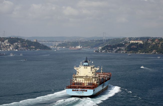 توقفت قبالة تل أبيب، اختفت عن الرادار ثم عادت فارغة من حيث أتت.. سر اختفاء ناقلات البترول الكردي أمام شواطئ إسرائيل