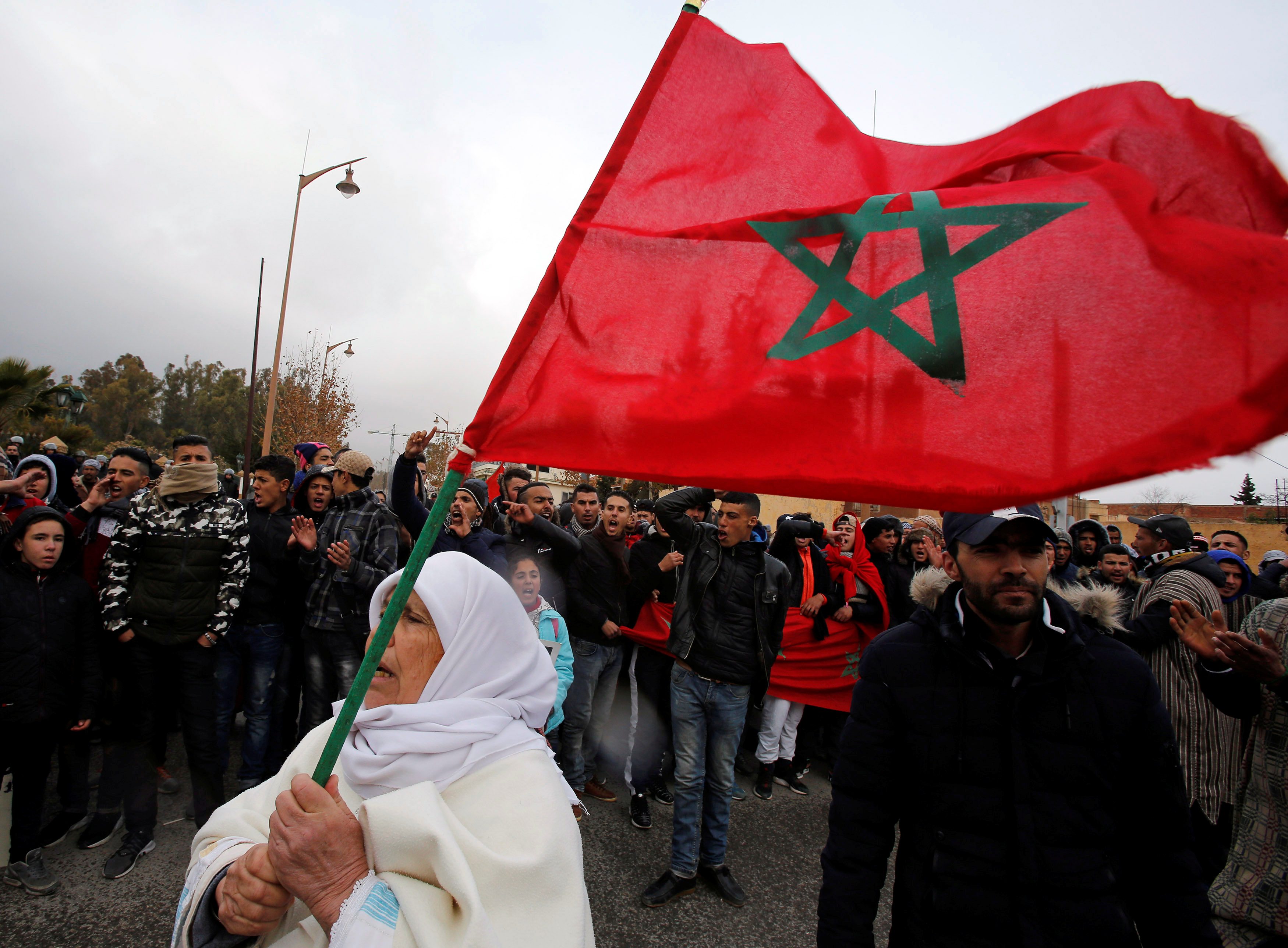 دعوا إلى رفض أي وثيقة ليست بالعربية.. محامو المغرب أعلنوا الحرب على الفرنسية في المحاكم