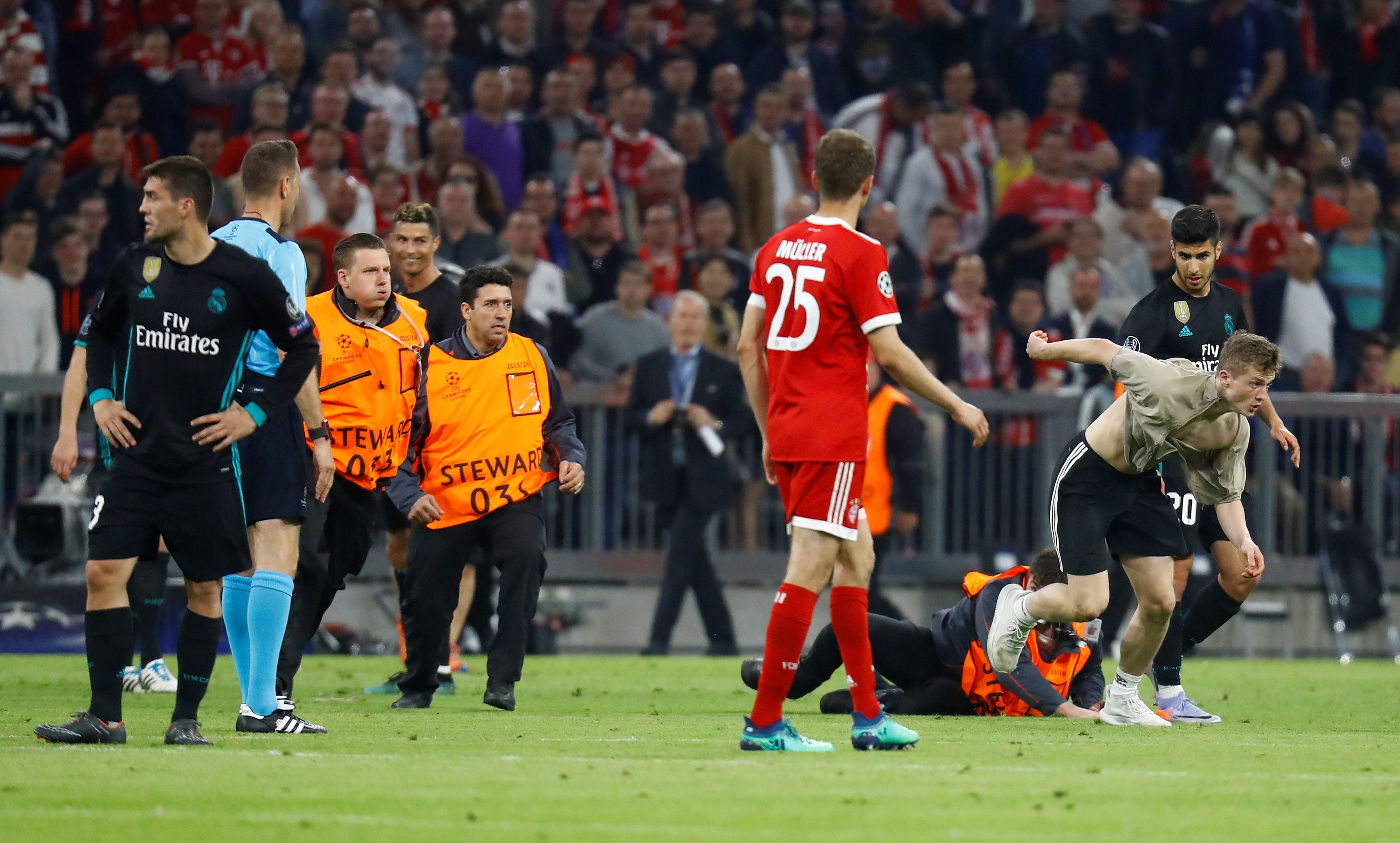 ريال مدريد يهزم بايرن ميونخ في عقر داره بنصف نهائي أبطال أوروبا