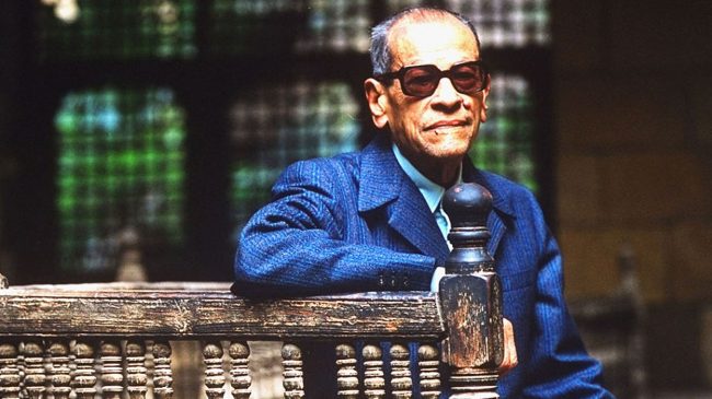 مسلسلات مأخوذة عن روايات نجيب محفوظ: أحدها يحكي كفاح شعب طيبة.. والآخر عن محبوسين في مصعد