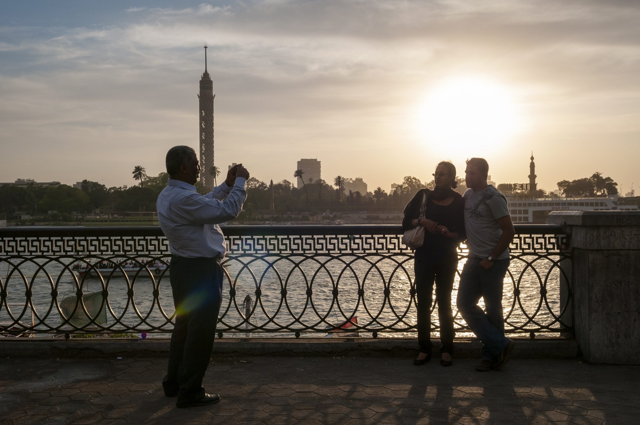 من هي سيدة الزمالك التي تعرف السر؟.. زينب التي أصبحت سيدة بالتزوير أم ناديا التي خسرت اسمها