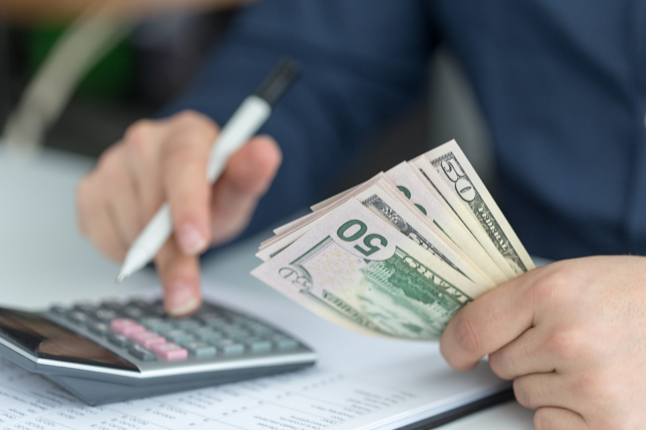 أنت وزملاؤك تقررون راتبك الشهري.. والإدارة توافق! ما رأيك بهذه الشركة؟