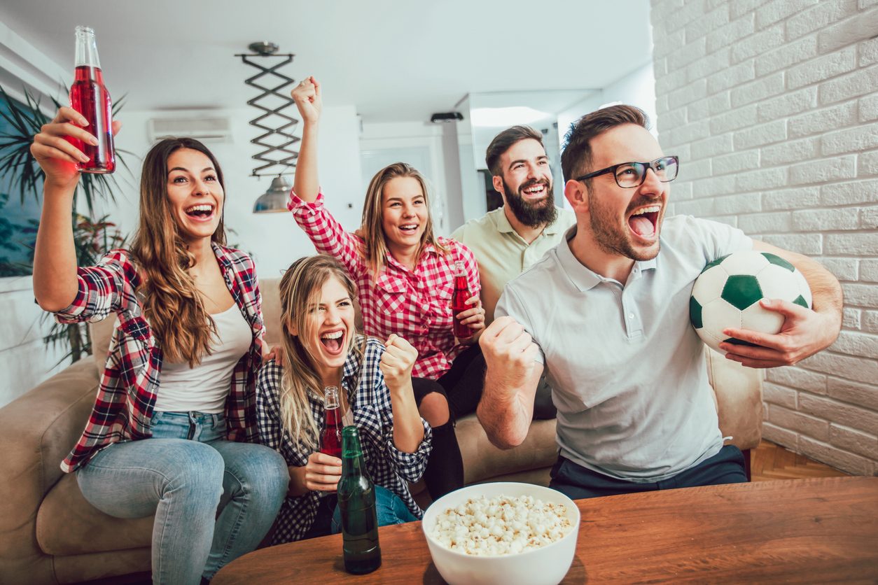 لماذا نشجّع كرة القدم؟ الأسباب النفسية