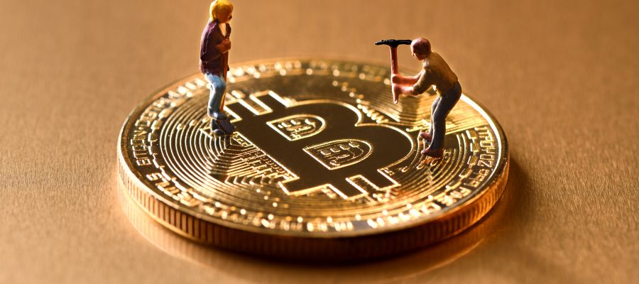 جني “الأموال” صار أسهل.. “إنتل” تتوصل لابتكار يسرع تعدين البيتكوين بأقل تكلفة!