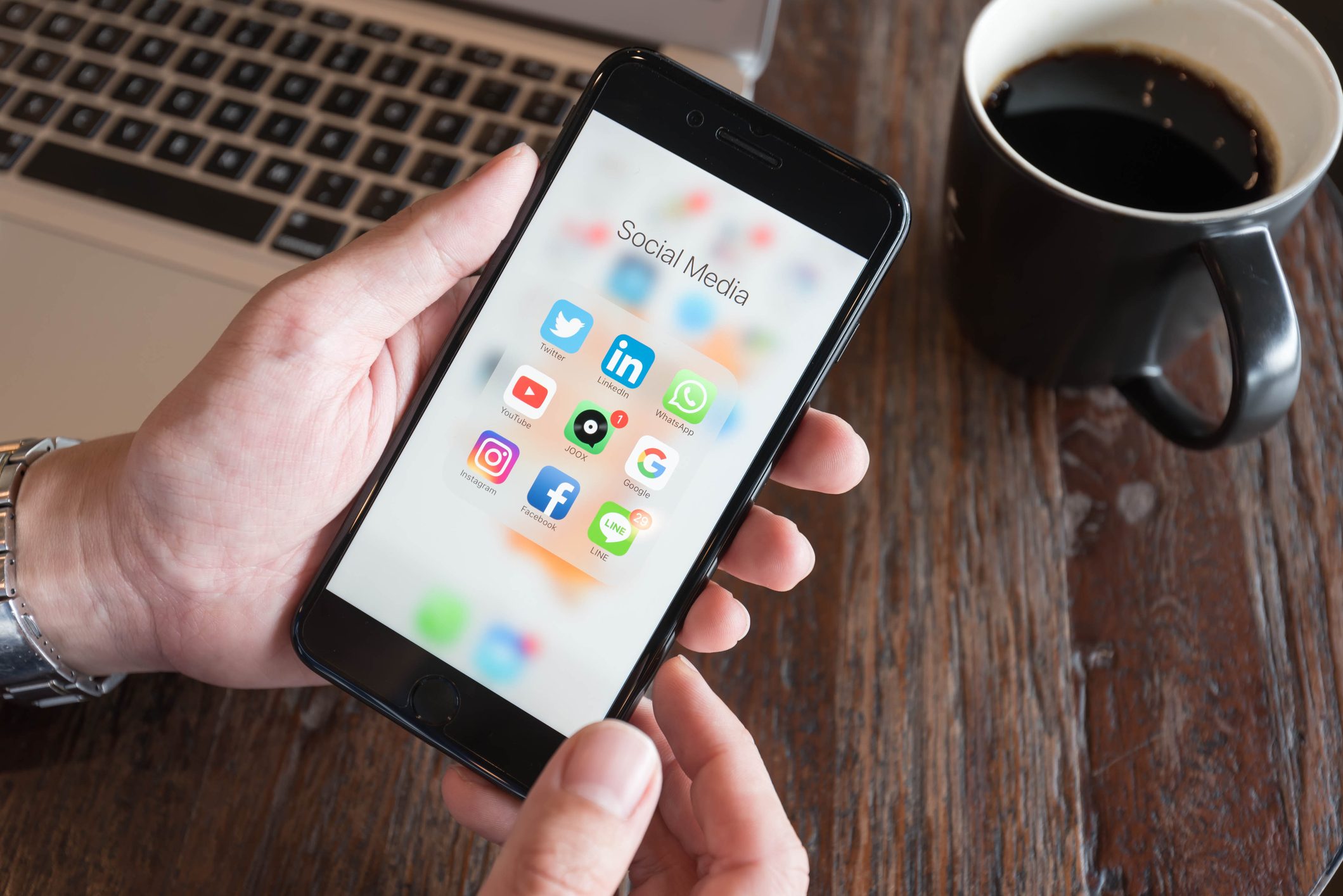 غيِّر رقمك وأنت مطمئن، لن يعرف “أصحابك المزعجون” واتسابك الجديد بفضل ميزة حديثة