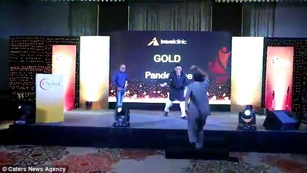 لو كان يعلم أن رقصته ستنتهي بالموت لما فعلها حتماً.. يأتيك من حيث لا تحسب!