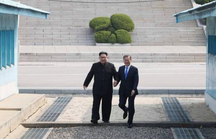 ليست الصواريخ البالستية والسلاح فقط محور الخلاف، هناك علاقات اجتماعية مقطوعة أيضاً.. كل ما تريد معرفته عن الأزمة بين الكوريتين