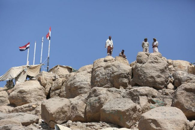 “الحوثيون” يستهدفون مطار “أبها” السعودي بطائرة مسيَّرة والتحالف يُحبط الهجوم