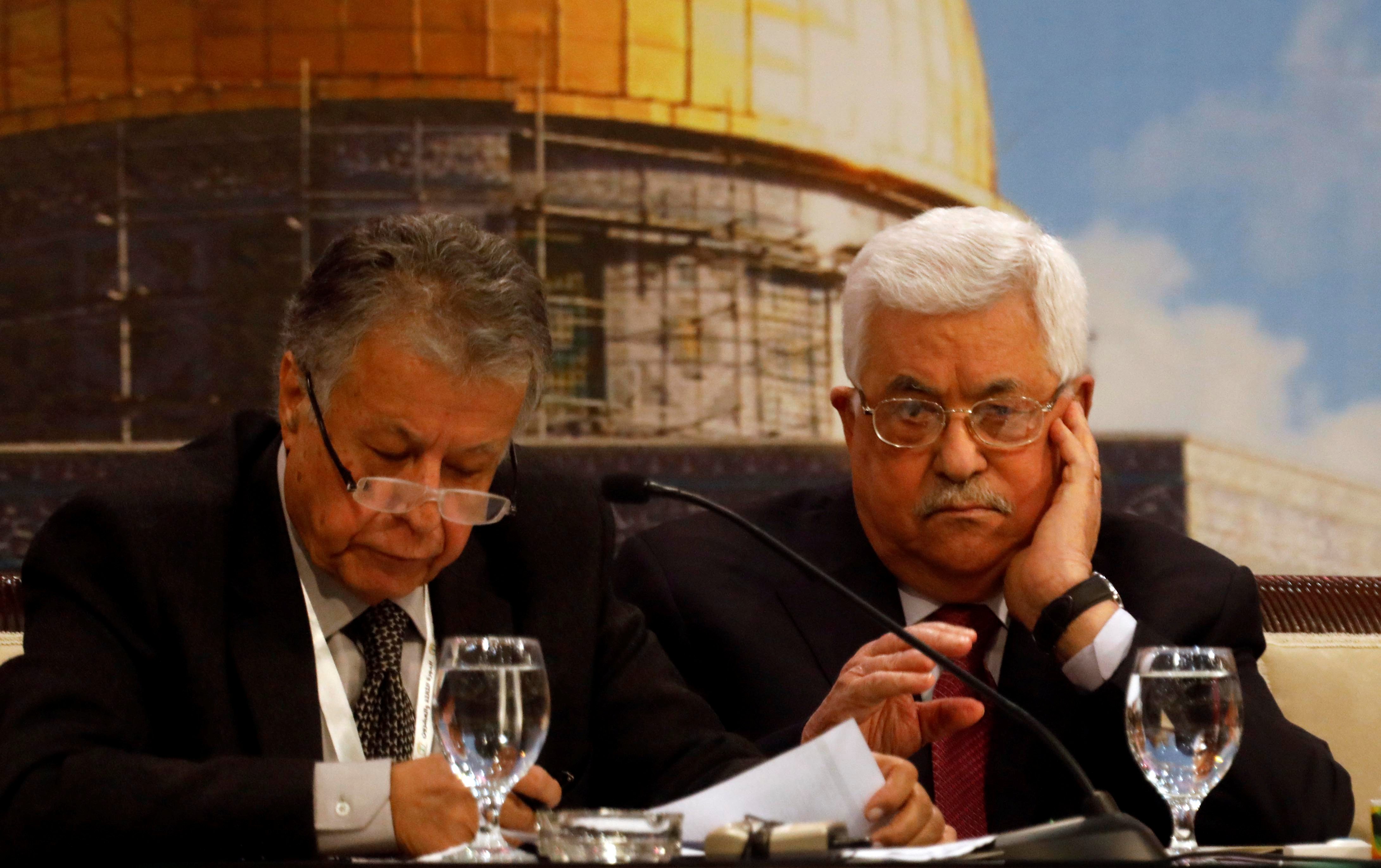 مقاطعات وانقسامات وانتقادات.. هكذا بدا المجلس الوطني الفلسطيني في أول اجتماع له منذ 22 عاماً