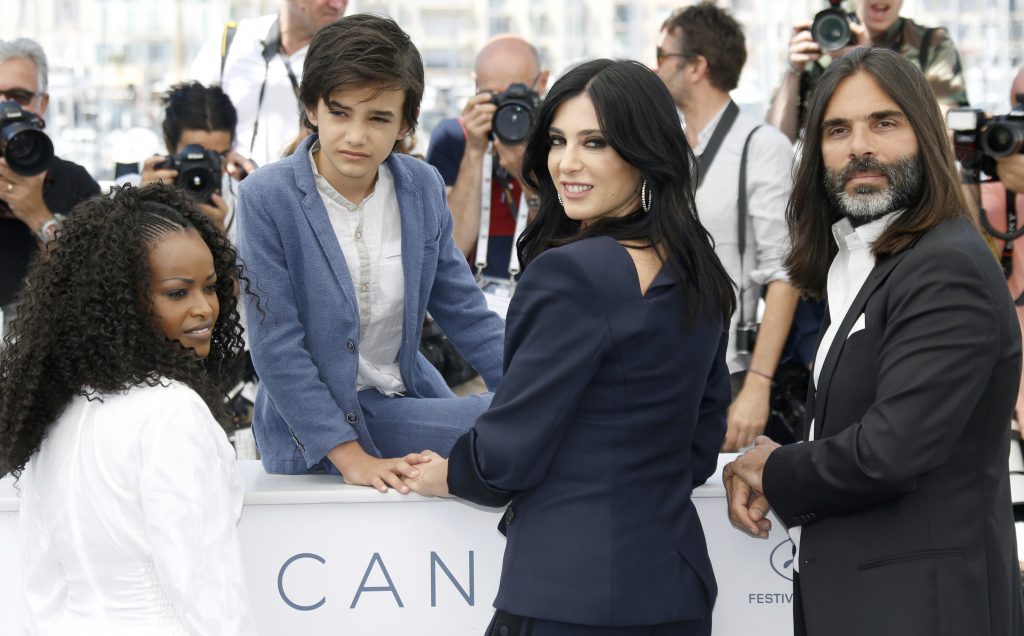 فيلم عربي وحيد في القائمة النهائية للأفلام المرشحة لجائزة «غولدن غلوب».. نادين لبكي تنشر فيديو لرد فعلها لحظة تلقيها الخبر