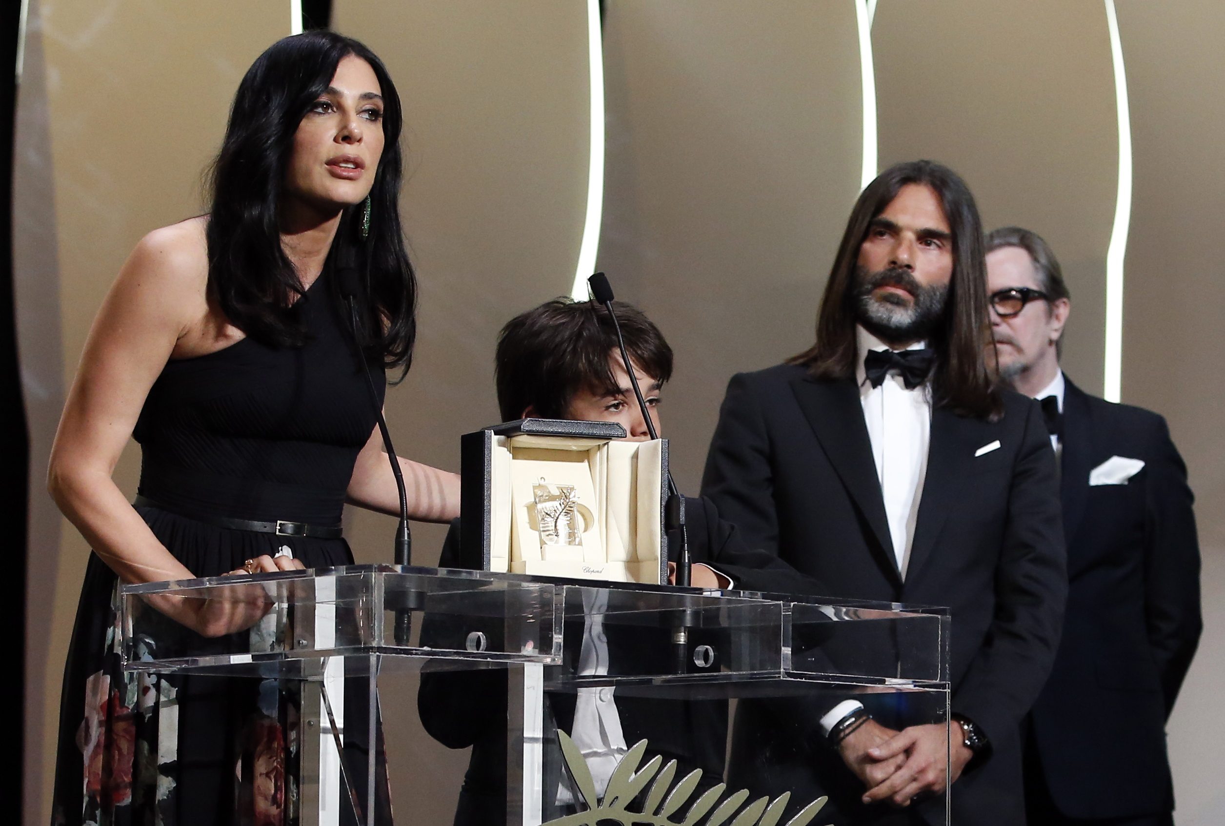 نادين لبكي تحصل على جائزة لجنة التحكيم بمهرجان “كان” عن فيلمها “كفر ناحوم”