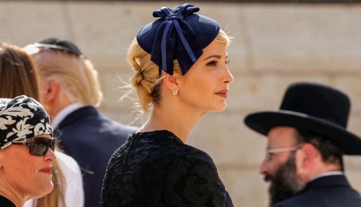 وفد أميركي تتقدمه “إيفانكا” يصل إسرائيل لافتتاح السفارة في القدس.. وسط توتر وغضب في الأراضي الفلسطينية واحتجاجات حول العالم