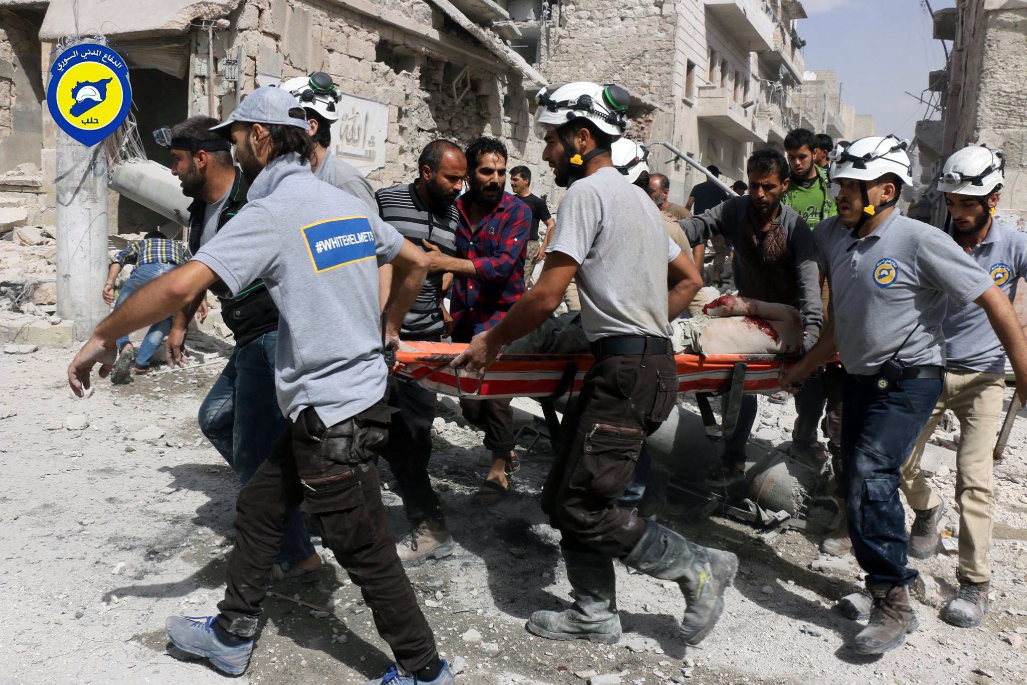 عناصر الخوذ البيضاء في حلب