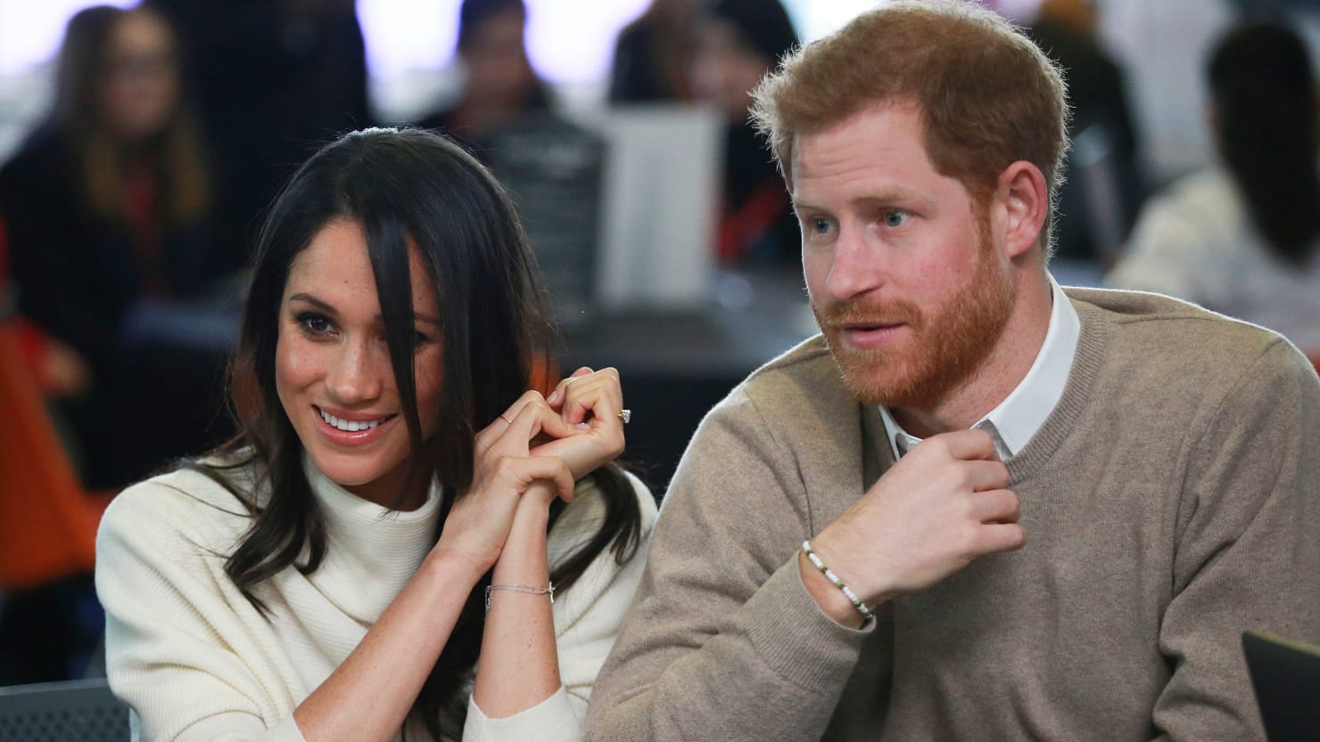 سيدخل الضيوف الـ600 إلى الزفاف الملكي وهم لا يعلمون ما سيظهر عنهم في بث حي.. لأول مرة هذه التقنية بحفل هاري وماركل!