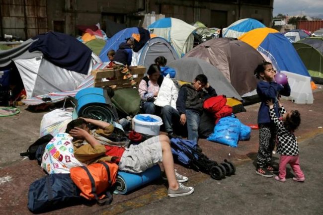 مطاردة شرسة للاجئين تنتهي بحادث مأساوي دفعت ثمنه طفلة.. مقتلها يهز بلجيكا على أعلى المستويات