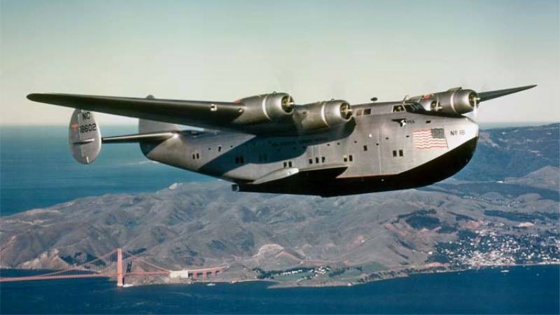 هذا أول رئيس أميركي يركب الطائرة.. ورحلته كانت إلى دولة عربية