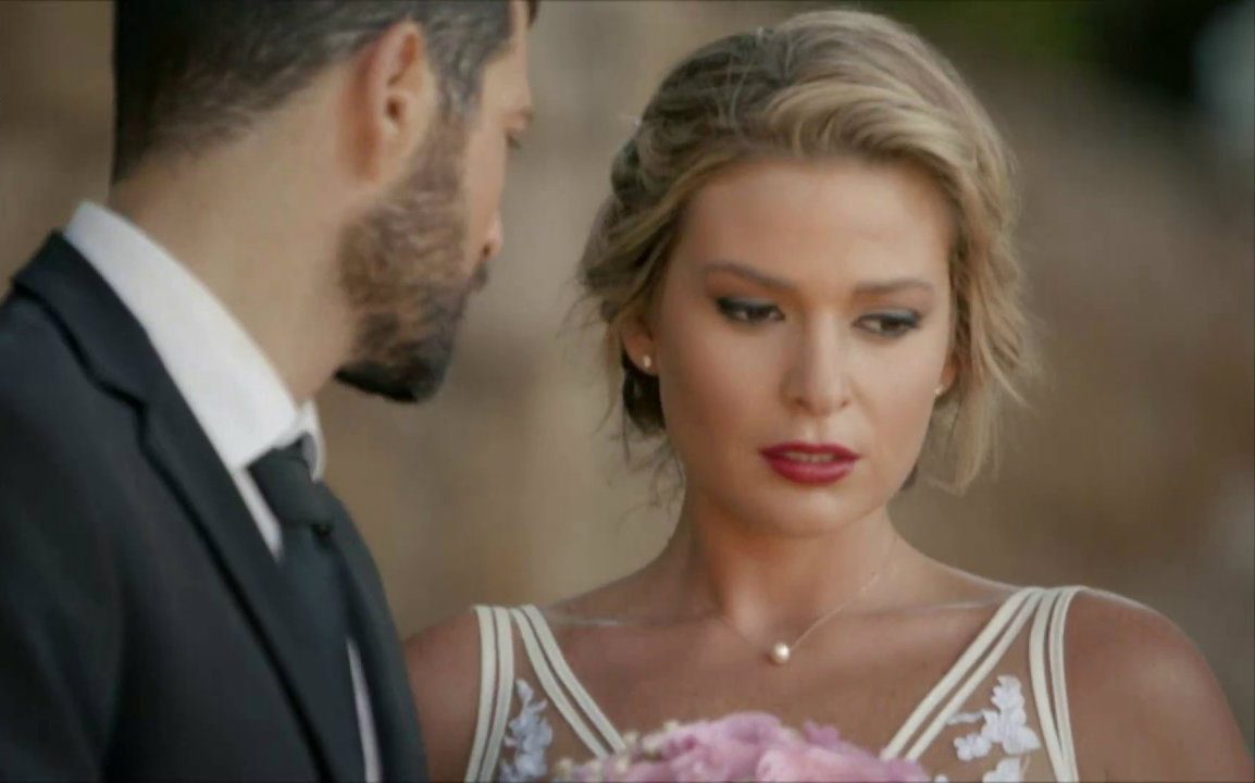 باميلا الكيك وجوليان فرحات في