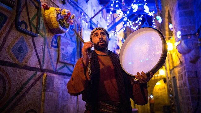 المسحراتي.. تقليدٌ رمضاني مُهدَّد بالاندثار في الهند بسبب الكهرباء
