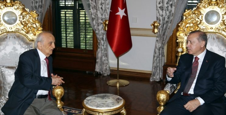 الرئيس التركي أردوغان نعى وفاة البروفيسور سيزغين
