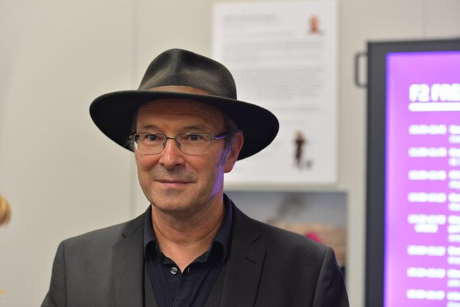 كاتب أيرلندي ينشر رواية من جملة واحدة ليفوز بجائزة قيمتها 118 ألف دولار أميركي