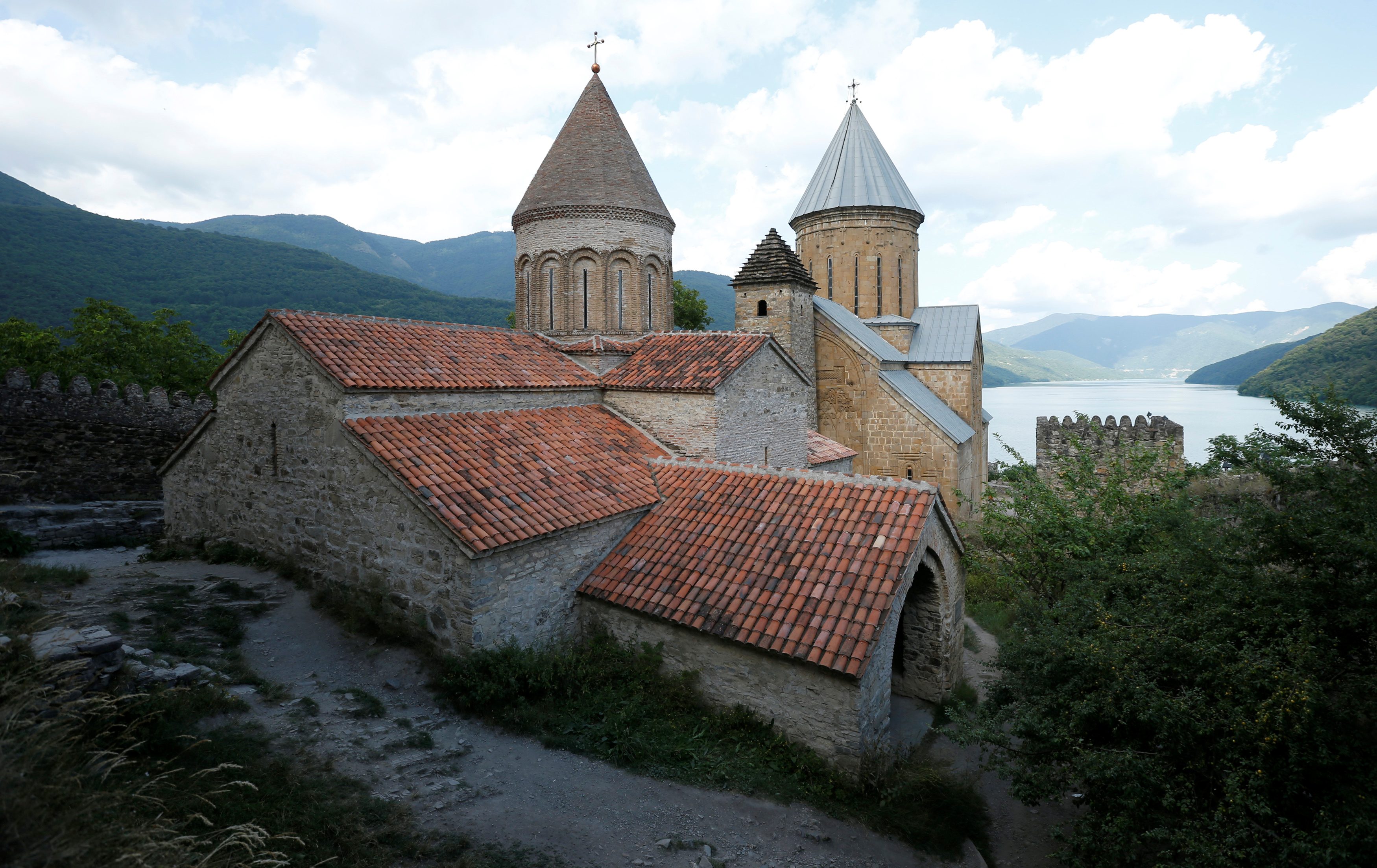 إلى جانب تكلفتها المنخفضة.. لماذا عليك أن تسافر إلى جورجيا هذا الصيف؟