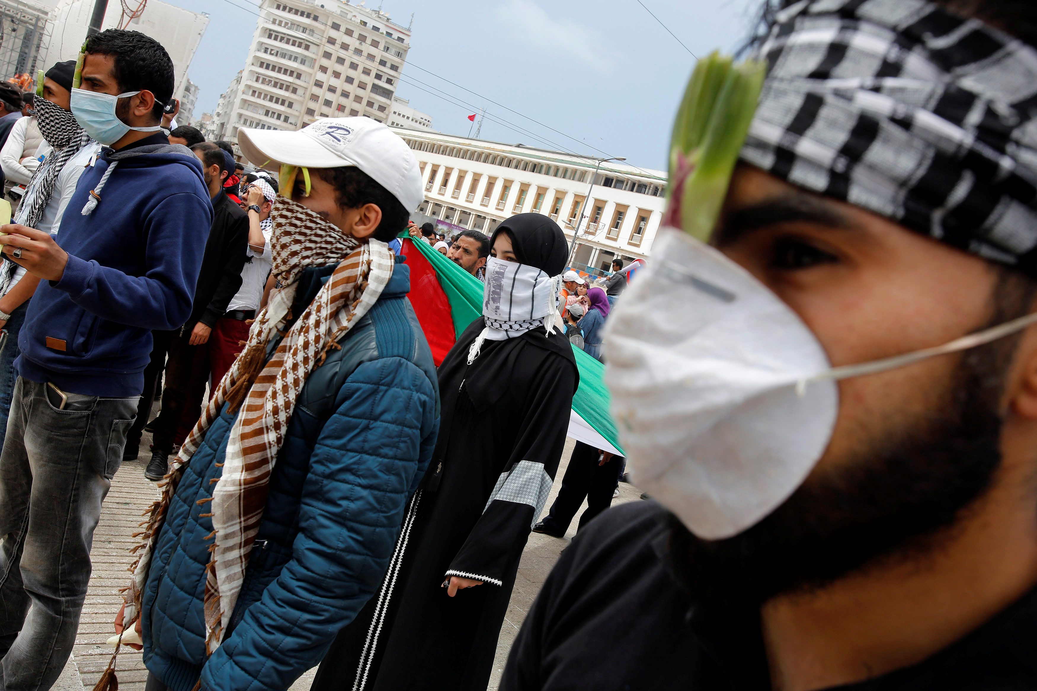 نحو 70% من المغاربة يؤيدون معاقبة المفطرين علناً في نهار رمضان.. وهذا هو جزاء المخالفين