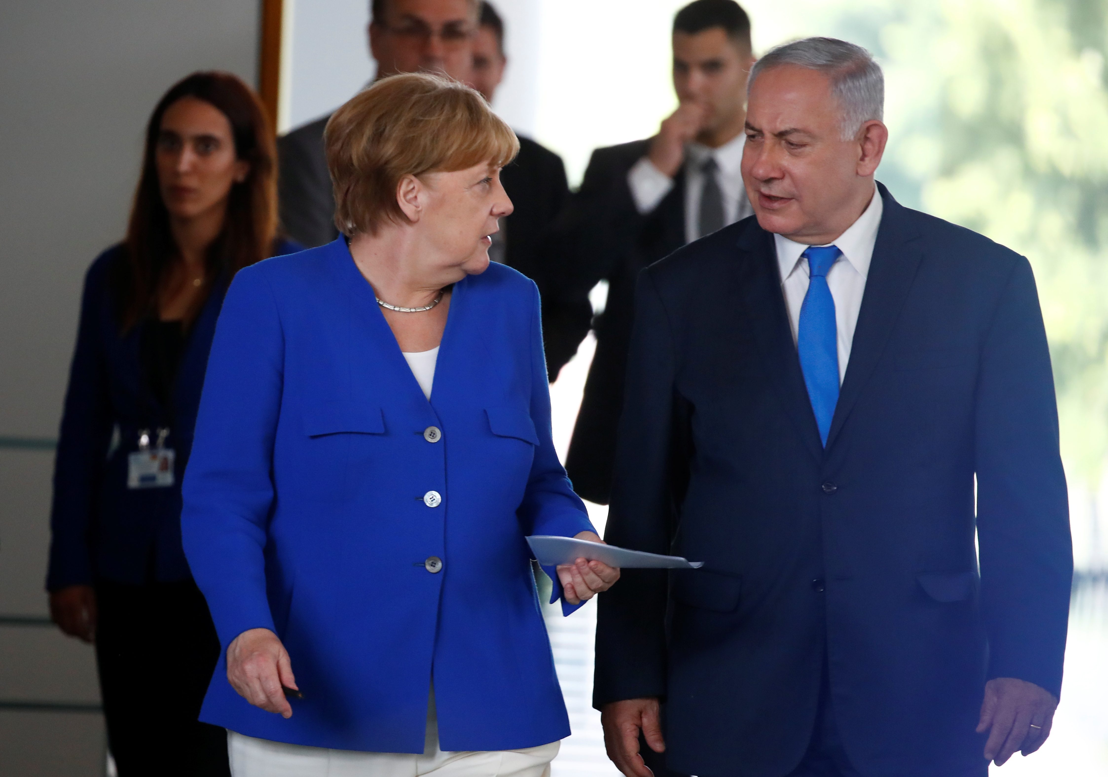 صفقة ضخمة لطائرات بدون طيار بين إسرائيل وألمانيا.. ونتنياهو يهنئ برلين بإنجازها