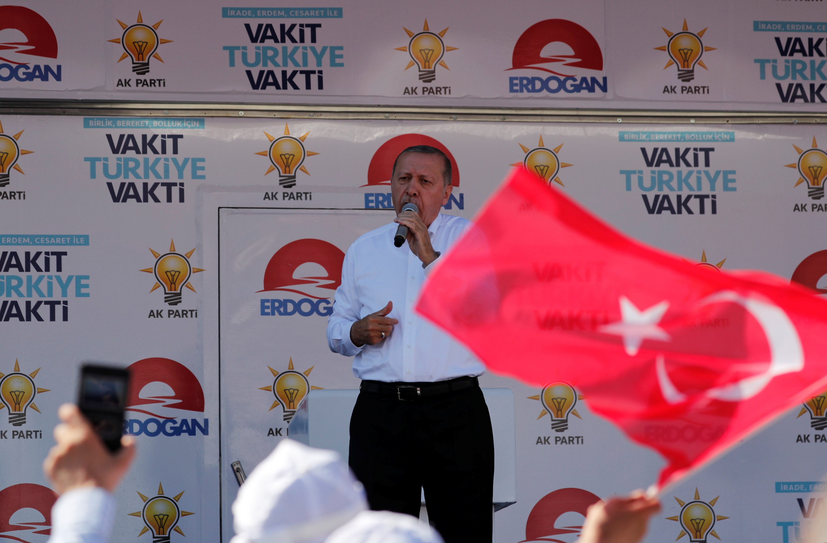 بينما يستعد الأتراك لأهم انتخابات في بلدهم.. أردوغان يكشف تفاصيل عن النظام الرئاسي الجديد وما يحمله من تغييرات كبيرة