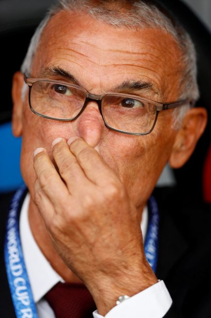 لا تلم أحداً إلا كوبر.. هكذا اغتال المدرب الأرجنتيني آمال مصر في بلوغ الدور الثاني