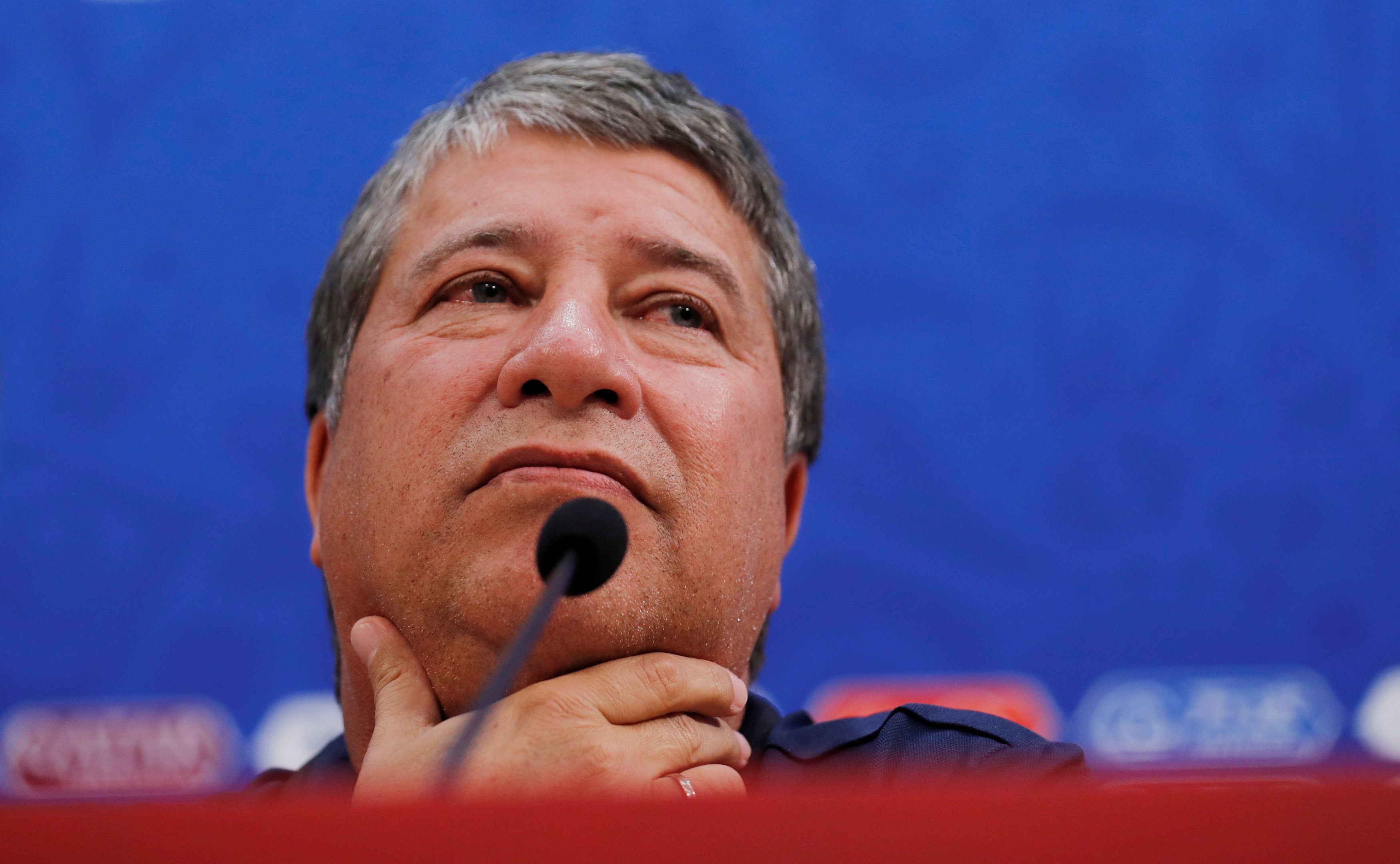 فيديو.. ما حقيقة طلب مدرب منتخب بنما من المدرب الإنكليزي عدم تسجيل المزيد من الأهداف في الشوط الثاني ؟