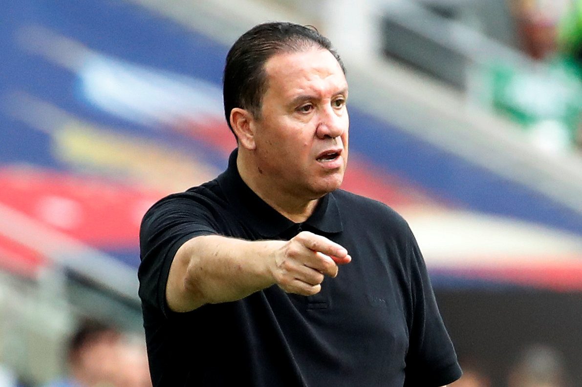 استقالة نبيل معلول من تدريب الترجي (رويترز)