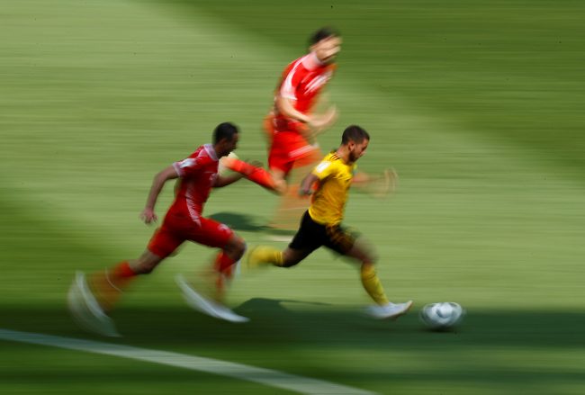 معلول مسؤول عن “مهرجان الهدايا” التونسيّ لبلجيكا.. لهذا خسر “نسور قرطاج”