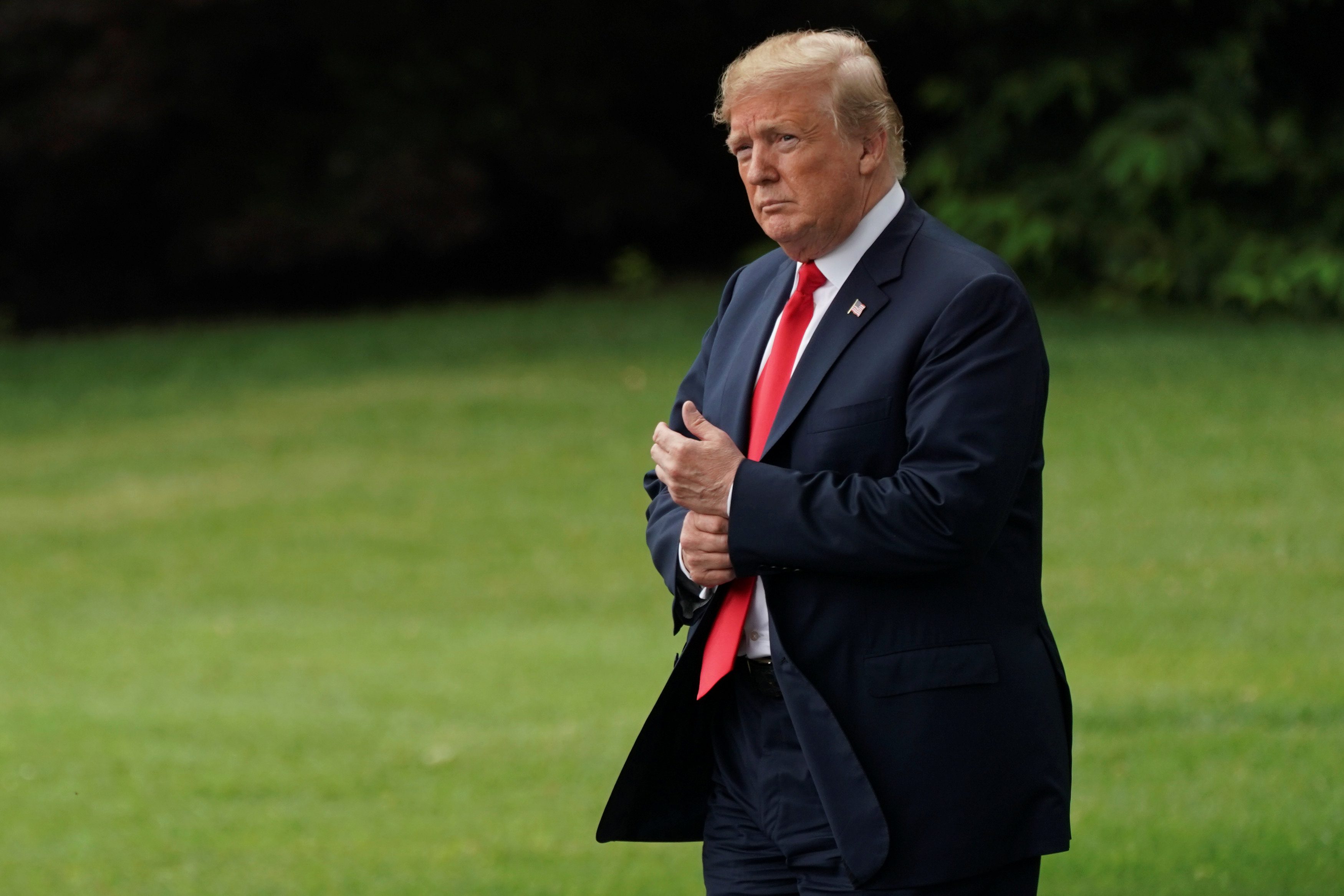 مهما أغدق عليهم بالأموال لن يجد ترمب زعيماً فلسطينياً يوقِّع على صفقة القرن.. أما الكوريون فسيخدعونه في النهاية!