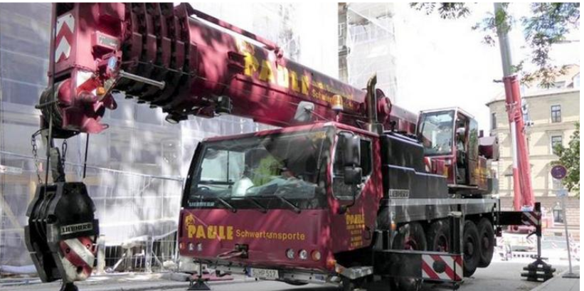 رافعة وزنها 48 طناً اختفت فجأة في ألمانيا وظهرت بمصر.. القصة أصابت الإعلام بذهول: كيف عبرت القارات؟