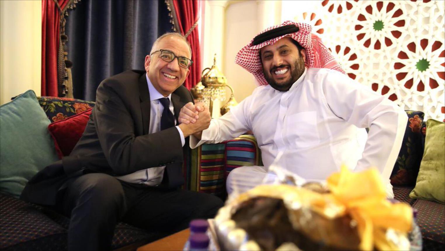 رداً لجميل السعودية.. رئيس الاتحاد الأميركي يشكر خادم الحرمين وولي العهد وتركي آل الشيخ (فيديو)