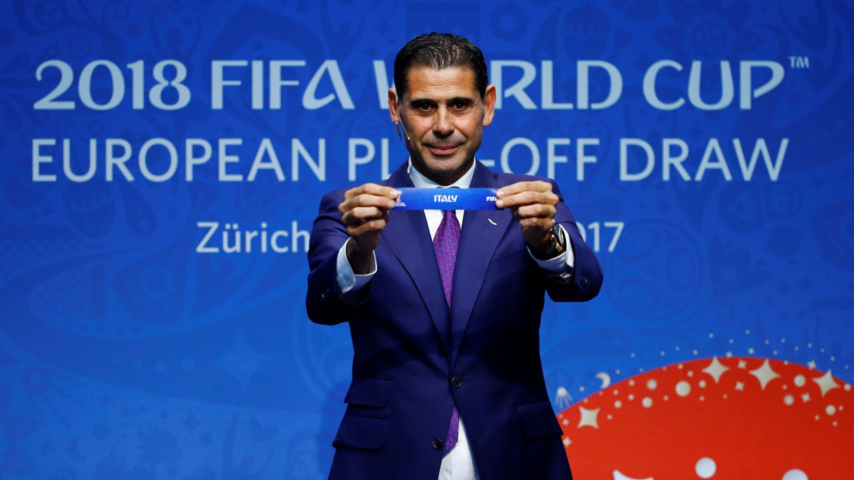 بعد ساعات من “طرد” لوبتيغي.. الاتحاد الإسباني يستنجد بهييرو لتدريب المنتخب