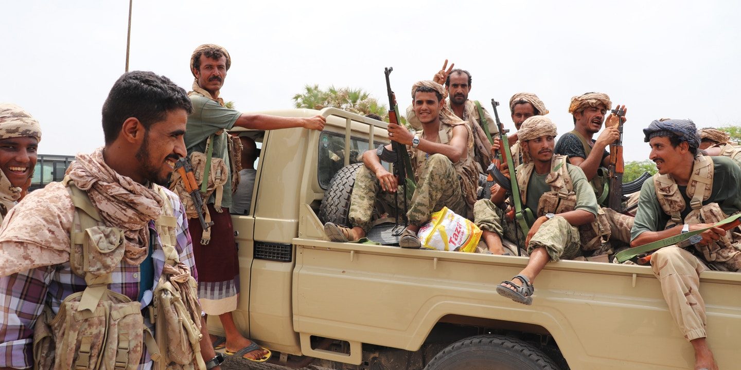 تلكؤ في الحدود.. لماذا أجّلت الإمارات السيطرة على ميناء الحديدة في اليمن رغم حقائب الأموال والمعدات الحديثة؟